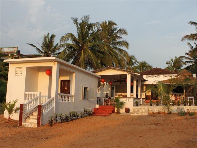 Ocean View Goan Beach House Calangute Bagian luar foto