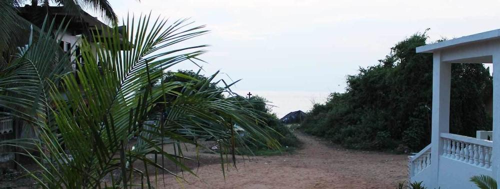 Ocean View Goan Beach House Calangute Bagian luar foto