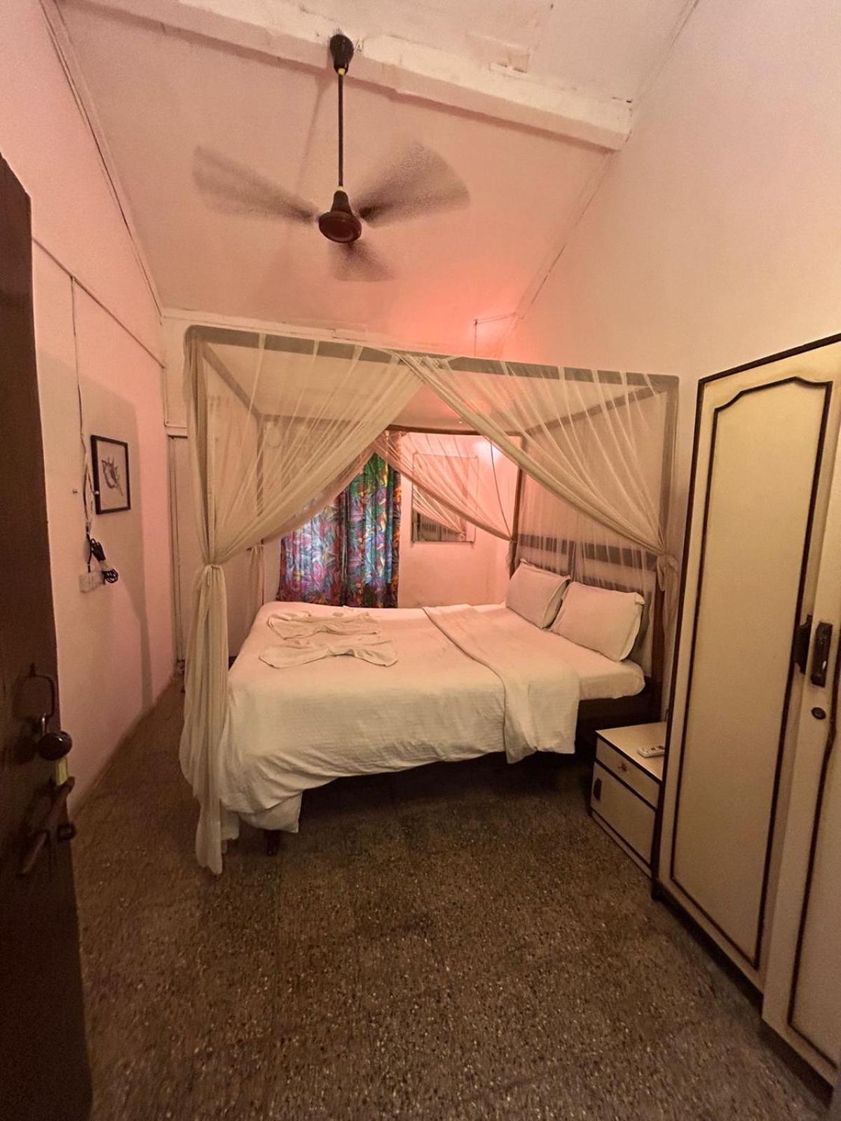 Ocean View Goan Beach House Calangute Bagian luar foto
